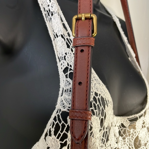 FRYE Cognac Messenger, Adjustable Strap - Picture 5 of 14